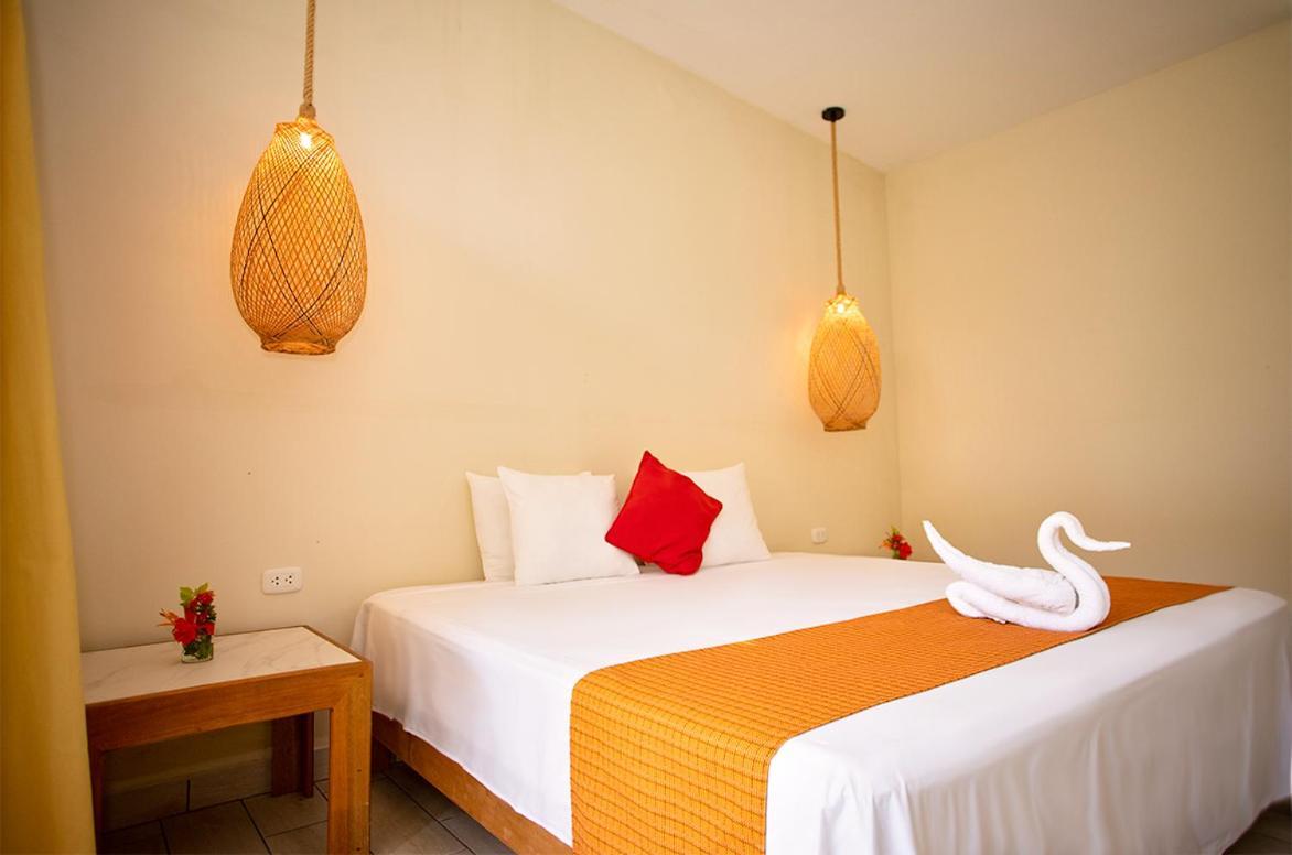Irapay Amazon Lodge - Asociado Casa Andina إكيتوس المظهر الخارجي الصورة